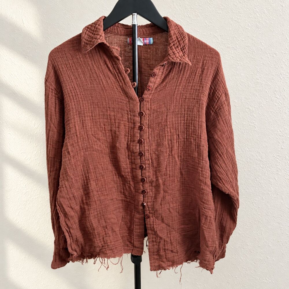 Boho Urban Outfitters Brown Crinkle Gauze Button Down Shirt Small